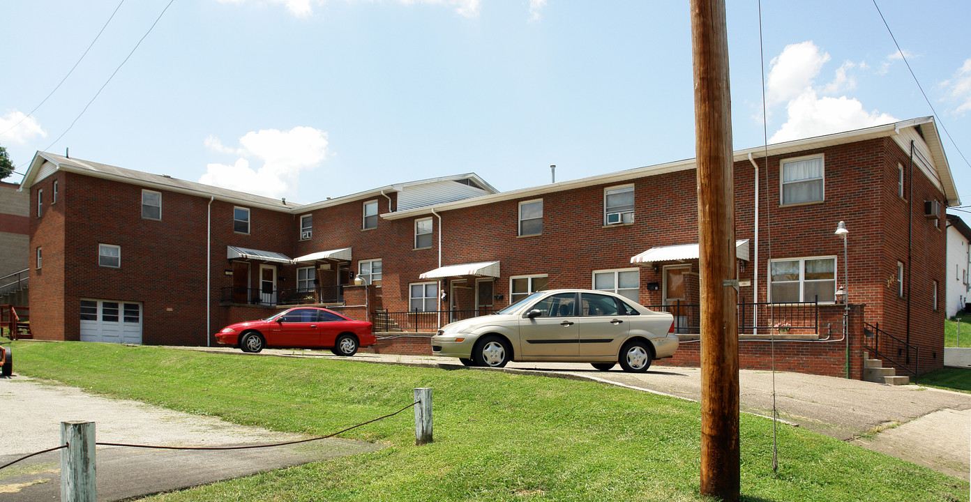 2322 23rd St in Nitro, WV - Building Photo