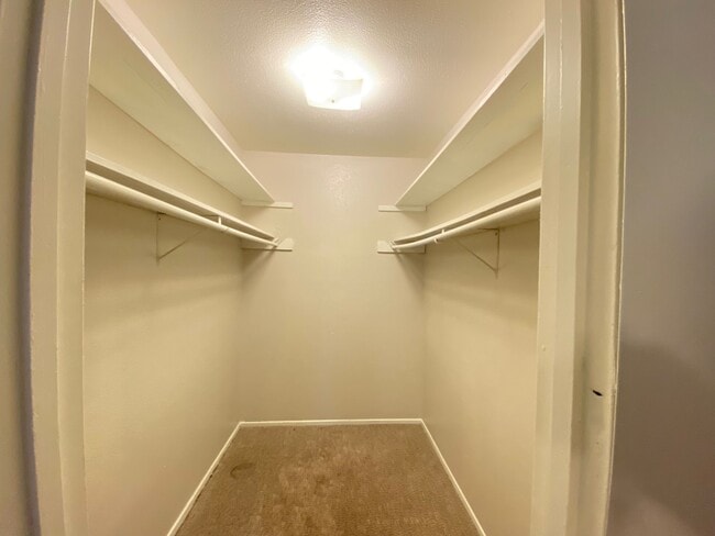 property at 1004 Allena Dr