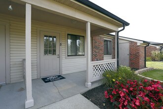 Mann Village Apartments in Indianapolis, IN - Building Photo - Building Photo