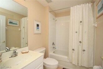 3425 Grand Cypress Dr in Naples, FL - Building Photo - Building Photo