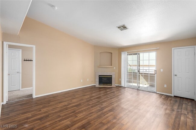 property at 4730 E Craig Rd