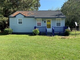 602 Forest St in Raeford, NC - Building Photo