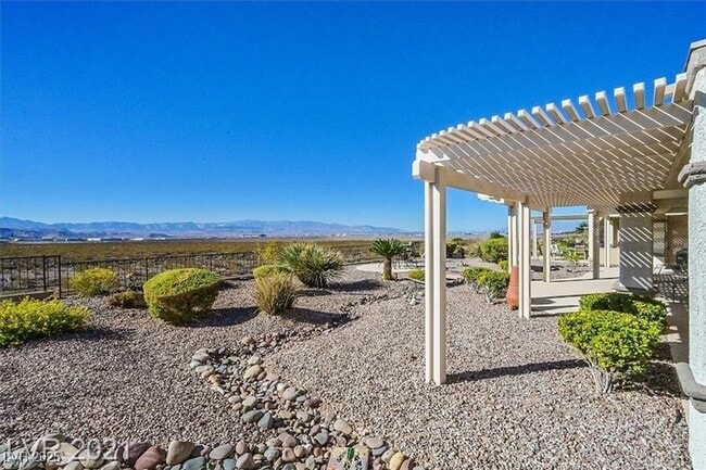 property at 1771 Sebring Hills Dr