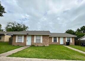 1404 Rescue Ct in College Station, TX - Building Photo