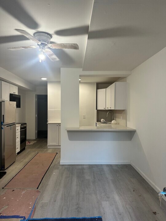2268 46th St, Unit 1 in Astoria, NY - Building Photo