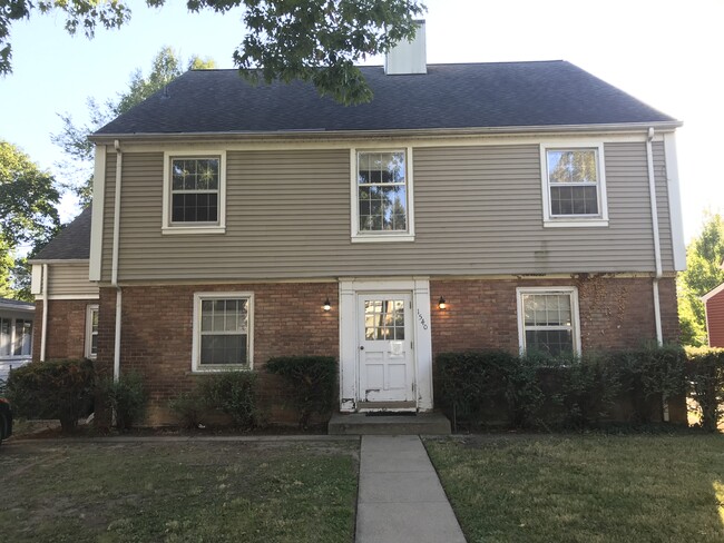 1540 Packard St, Unit #2 in Ann Arbor, MI - Foto de edificio - Building Photo