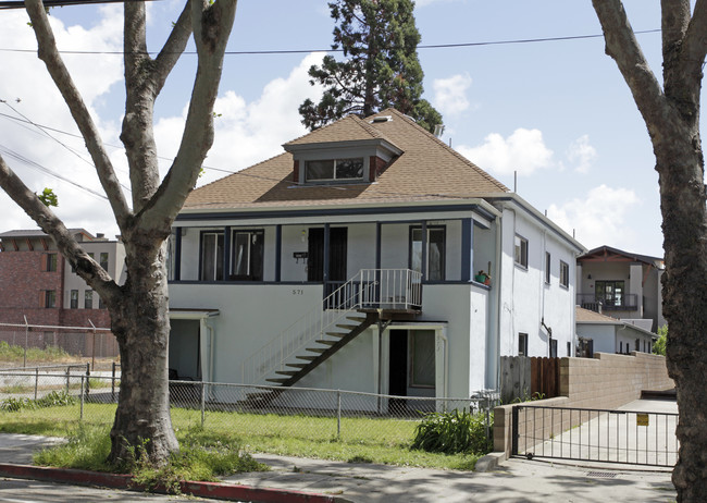 577 B St in Hayward, CA - Building Photo - Building Photo