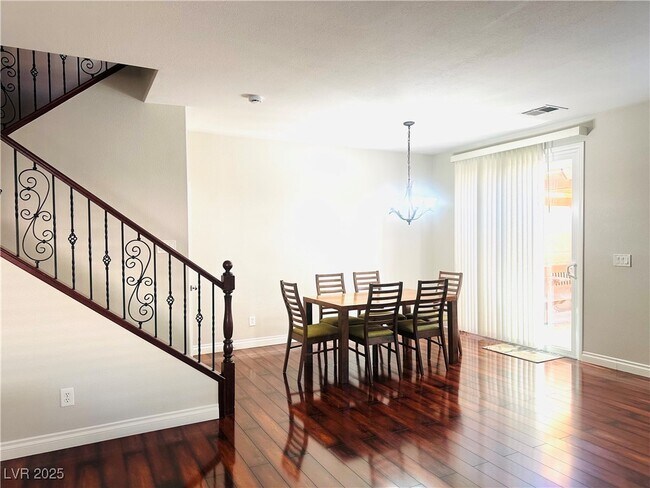 6255 W Arby Ave in Las Vegas, NV - Building Photo - Building Photo