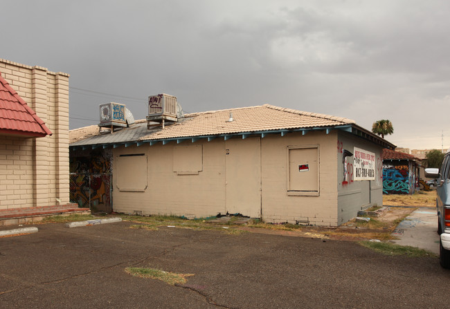 912 S Casino Center Blvd in Las Vegas, NV - Foto de edificio - Building Photo