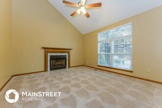 5732 McCormick Dr in Shawnee, KS - Building Photo - Building Photo