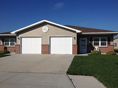 Clary Village in McCook, NE - Building Photo