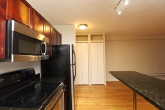 4180 N Marine Dr in Chicago, IL - Building Photo - Building Photo