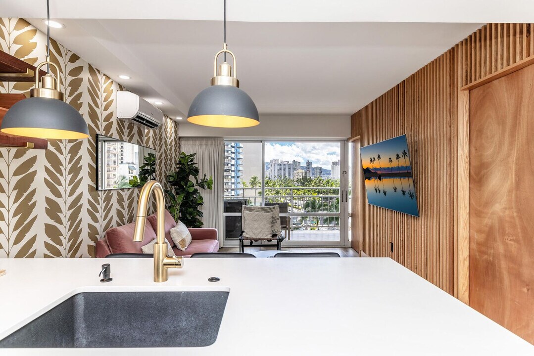 1777 Ala Moana Blvd in Honolulu, HI - Foto de edificio