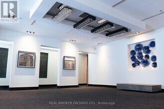 101-101 Richmond Rd in Ottawa, ON - Building Photo - Building Photo
