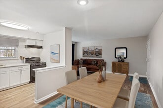 The Villages at Marley Station Apartments in Glen Burnie, MD - Foto de edificio - Building Photo