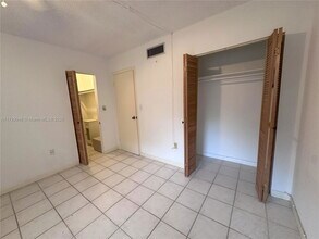 415 NE 2nd St in Hallandale Beach, FL - Building Photo - Building Photo