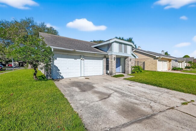 2238 Sentinal Oaks St in Sugar Land, TX - Foto de edificio - Building Photo