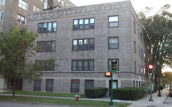 602 Lake St in Evanston, IL - Building Photo