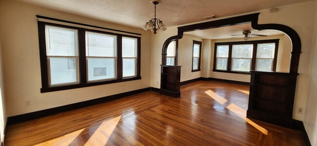 153 Providence St, Unit Apt. 3