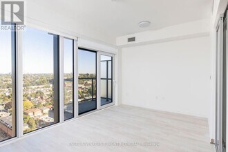 1285 Dupont St in Toronto, ON - Building Photo - Building Photo