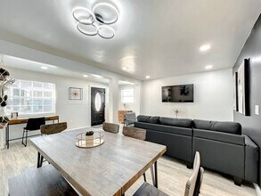 173 S Orange Ave in Orlando, FL - Building Photo - Building Photo