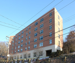 Alverno Apartments in Pittsburgh, PA - Building Photo - Building Photo