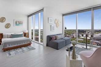 2357 N Lincoln Ave in Chicago, IL - Foto de edificio - Building Photo