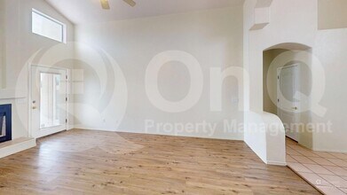 8305 N Solitude Way in Tucson, AZ - Building Photo - Building Photo