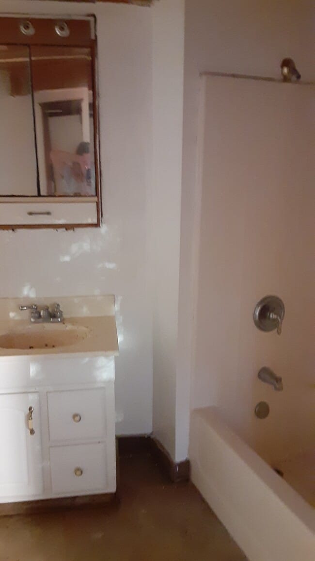 543 Solar Dr in Gallipolis, OH - Building Photo - Building Photo