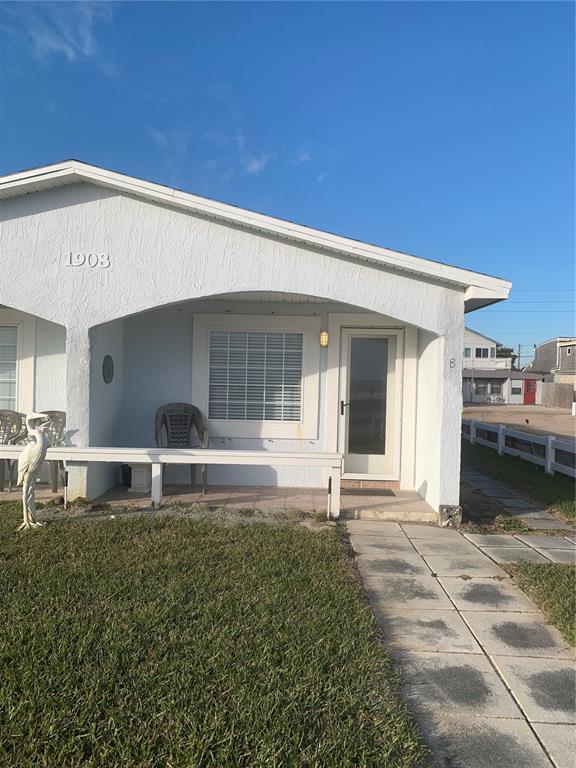 1908 S Ocean Shore Blvd in Flagler Beach, FL - Building Photo - Building Photo