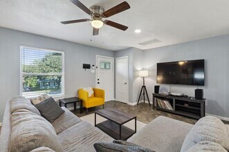 2630 Springvale Dr in Farmers Branch, TX - Building Photo - Building Photo