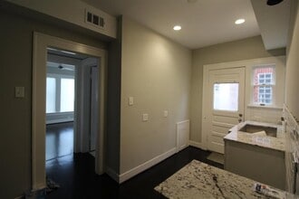 1223 W Gray St in Houston, TX - Building Photo - Building Photo
