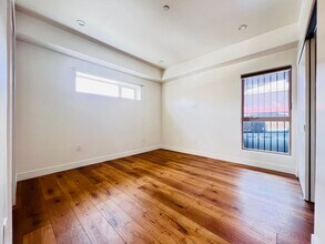 1718 Miramar St in Los Angeles, CA - Foto de edificio - Building Photo