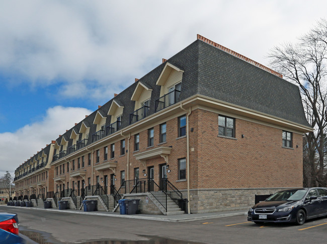 Gordon Terrace in Guelph, ON - Building Photo - Building Photo