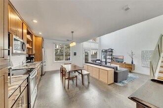 1213 Van Allen Mews NW in Atlanta, GA - Building Photo - Building Photo