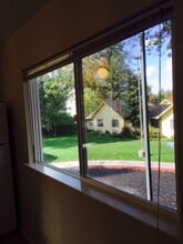 146 Gibson St, Unit 3 in Ukiah, CA - Foto de edificio - Building Photo