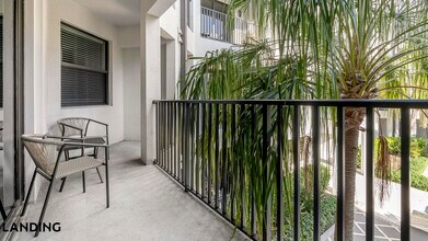 2250 McGregor Blvd, Unit 2209 in Ft. Myers, FL - Building Photo - Building Photo