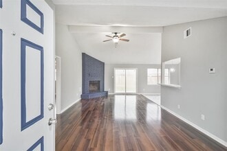 1011 Cedar Post Ct in Tomball, TX - Building Photo - Building Photo