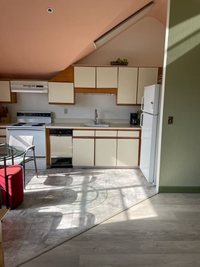 property at 21730 Stevens Creek Blvd