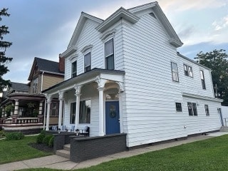 1207 E Spring St, Unit 2 in New Albany, IN - Building Photo - Building Photo