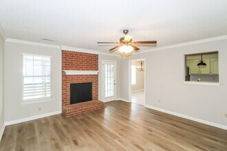 6063 Choctaw Trail in Olive Branch, MS - Foto de edificio - Building Photo