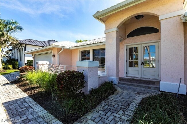 831 Old Marco Ln
