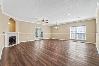 1946 Kadima Cir in Fort Walton Beach, FL - Building Photo - Building Photo
