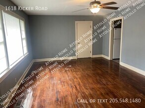 1618 Kicker Rd in Tuscaloosa, AL - Foto de edificio - Building Photo