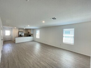 2453 Broken Arrow in Canyon Lake, TX - Building Photo - Building Photo