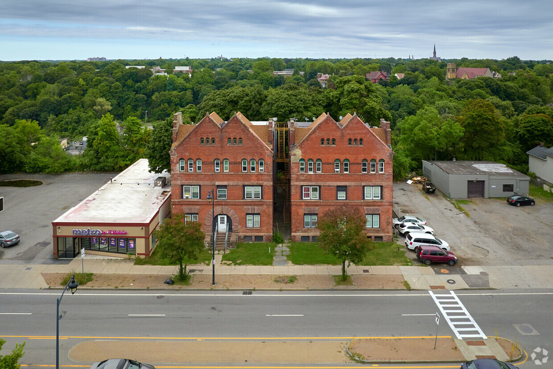 514 Lake Ave in Rochester, NY - Building Photo