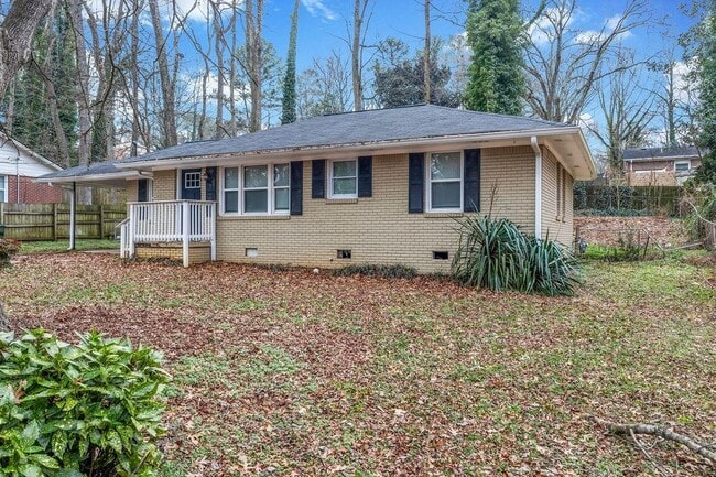 245 Bromack Dr SE in Atlanta, GA - Building Photo - Building Photo