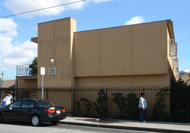 2720-2730 Randolph St in Huntington Park, CA - Building Photo - Building Photo