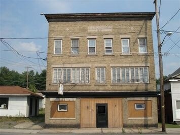 552 Main St in Simpson, PA - Building Photo