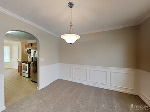 6469 Snowden Dr in Atlanta, GA - Building Photo - Building Photo